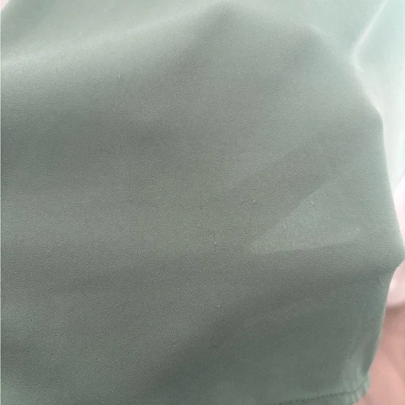 Button-back blouse - Picture 4 of 4